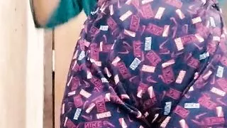 Peeche s aakr salwar m hath daal diya  full hindi clear audio