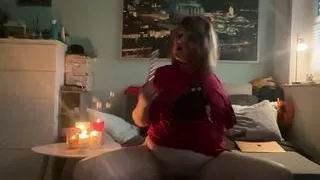 Amputee Girl in Halloween Special Show