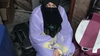 Caught a muslim refugee in my moms basement - she let me fuck her asshole