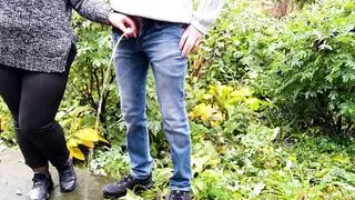 Curvy MILF with a gorgeous ass holds my cock