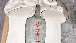 cum white sandals_cum on shoes_cum flat sandal
