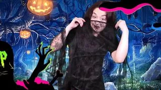 Turkish teen Jasmin Babe wishes you a happy Halloween!