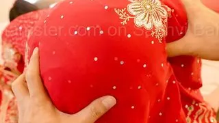 Indian Bhabhi Bebo's first time, Suhaagraat with her husband