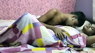 Midnight hot sex with big boobs bhabhi! Indian sex