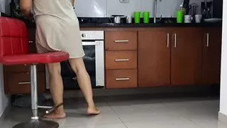 I masturbate in the kitchen in front of my stepmother. suck my dick