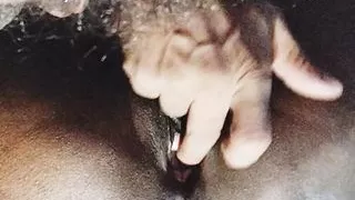 Desi mosi ki choot ma mall gira diya