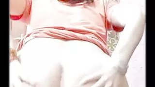 Desi pakistani bhabhi show her pussy and ass